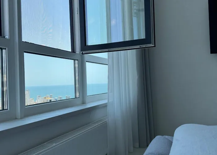 аркадия ! жк атмосфера ,панорама моря ,паркинг 公寓