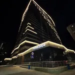 аркадия ! жк атмосфера ,панорама моря ,паркинг Apartamento Odesa